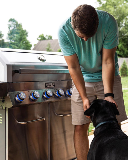 35633 | Monument Grills | 4 Burner Stainless Steel Propane Gas Grill